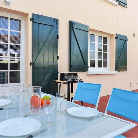 Apartment Eskualduna I By Interhome